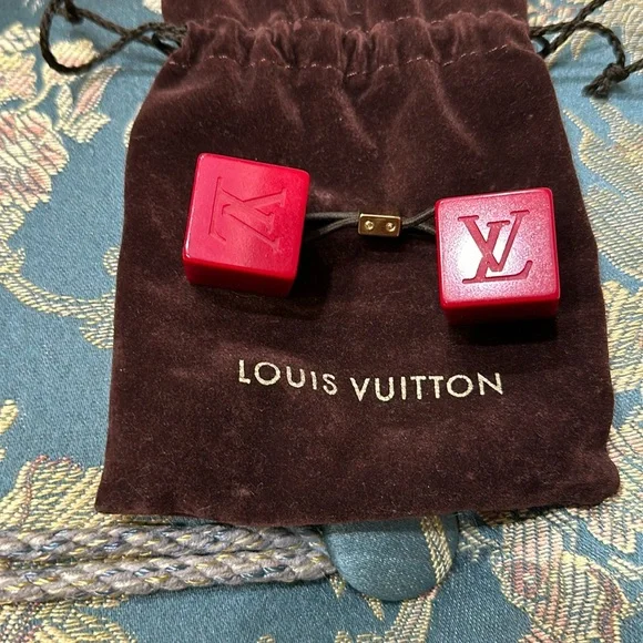 Louis Vuitton | Accessories | Louis Vuitton Red Cube  display picture 1